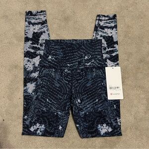 Lululemon • Align High Rise Pant 28”